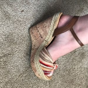 Soda wedge heels